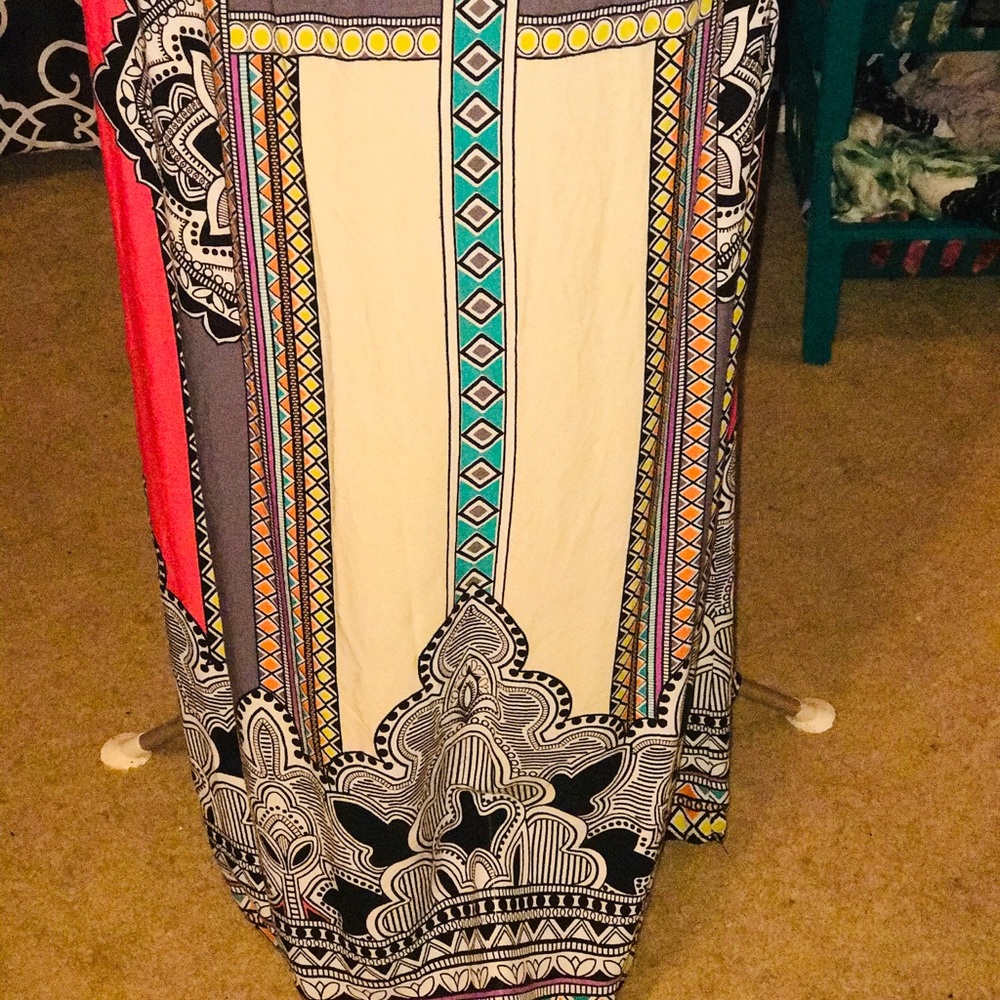 Dress - Picture 6 of 6